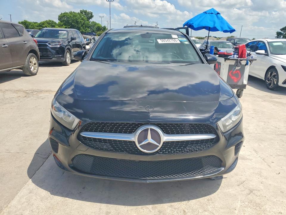 2020 Mercedes-benz VIN W1K3G4EB8LW044958 COPART salvage auction — MINOR DENT/SCRATCHES, Tx - Certificate Of Title, sold $9,200 on 2026-07-27 (photo 5)