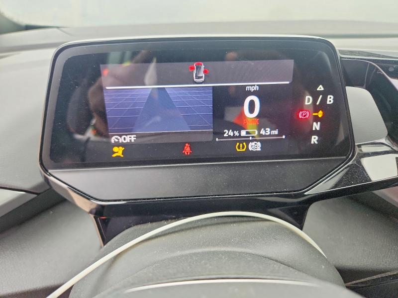 2022 Volkswagen Id.4 VIN WVGUNPE21NP070042 COPART salvage auction — WATER/FLOOD, Tx - Salvage Title-Flood Damage, sold $8,700 on 2026-08-05 (photo 9)