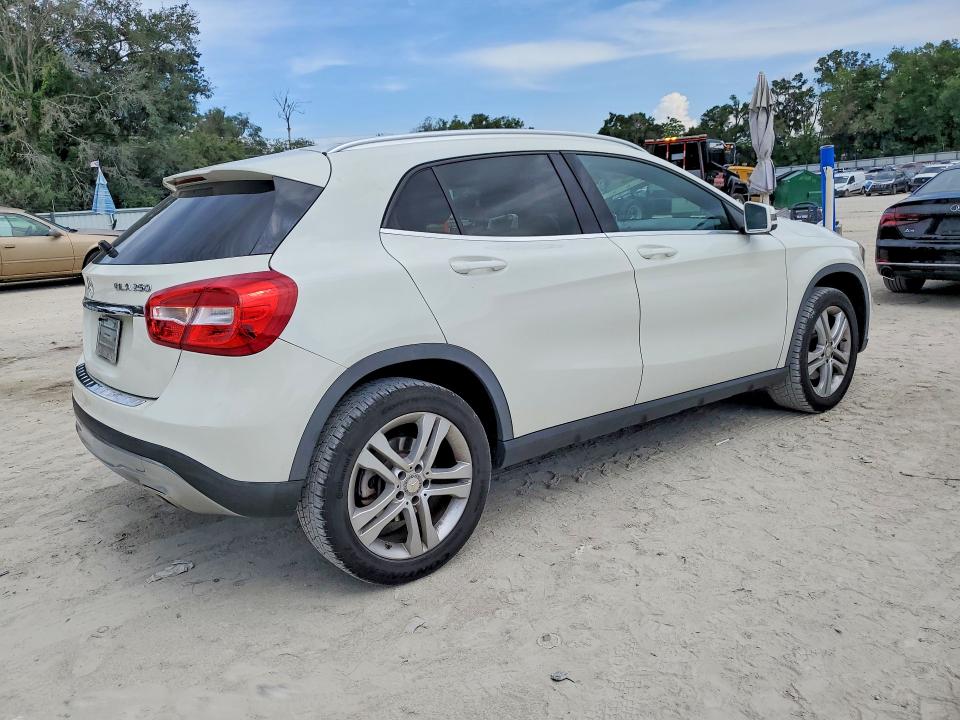 2017 Mercedes-benz Gla-klasse VIN WDCTG4EB3HJ326739 COPART salvage auction — SIDE, Fl - Cert Of Title Slvg Rebuildable, sold $5,000 on 2026-07-14 (photo 3)