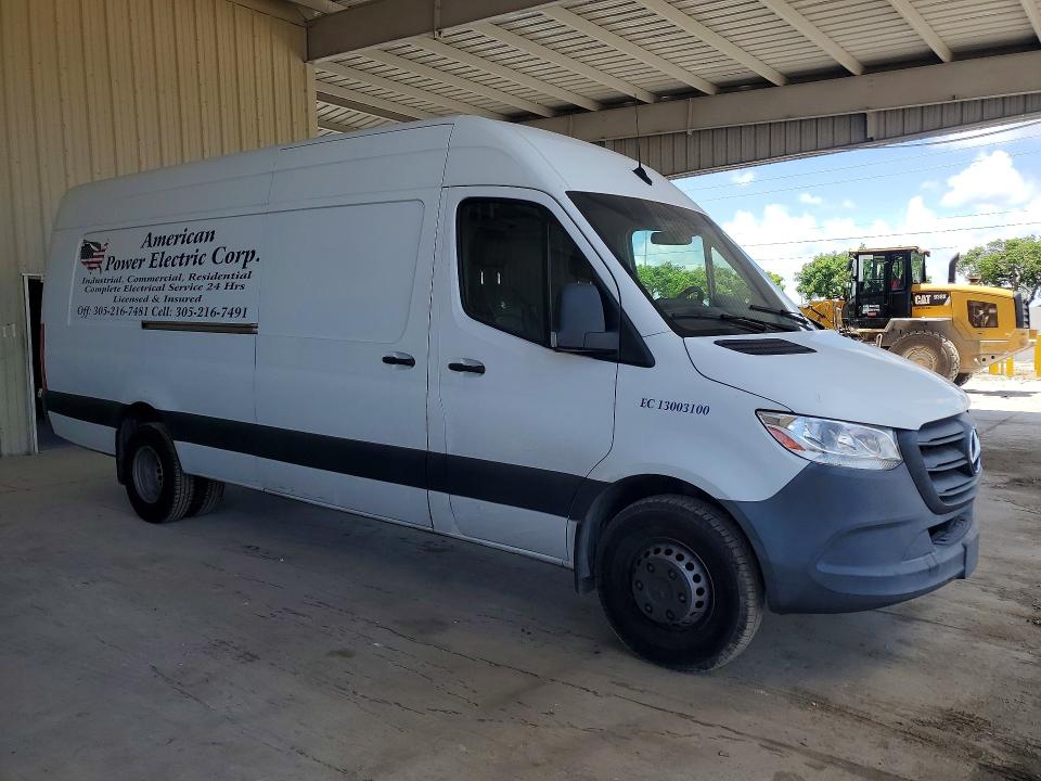 2019 Mercedes-benz VIN W1W5EDHY8KT018535 COPART salvage auction — FRONT END, Fl - Cert Of Title Slvg Rebuildable, sold $15,600 on 2026-07-08 (photo 4)