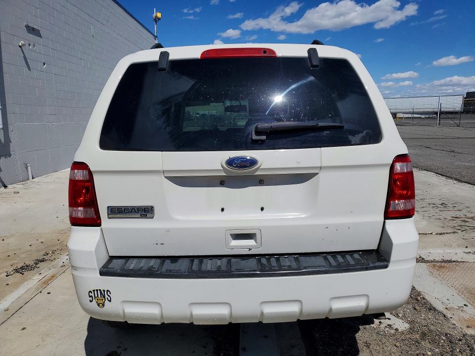 2011 Ford VIN 1FMCU0D78BKA38779 COPART salvage auction — MINOR DENT/SCRATCHES, Wa - Vehicle Cert Of Ownership-Titl, sold $325 on 2026-07-09 (photo 6)