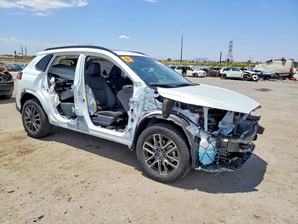 2026 Toyota Corolla cross VIN 7MUDAAAG3TV154967 COPART salvage auction — FRONT END, Az - Cert Of Title - Salvage, sold $9,100 on 2026-07-17 (photo 4)