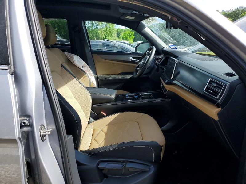 2025 Volkswagen Atlas VIN 1V2JE2CA0SC229610 COPART salvage auction — SIDE, Tx - Salvage Vehicle Title, sold $13,500 on 2026-07-29 (photo 7)