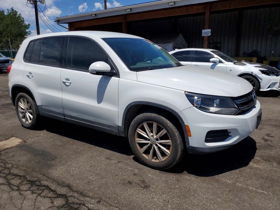 2017 Volkswagen Tiguan VIN WVGBV7AX3HK046027 COPART salvage auction — MECHANICAL, Co - Dis/Dlr/Exp Only Clean Title, sold $2,200 on 2026-07-09 (photo 4)