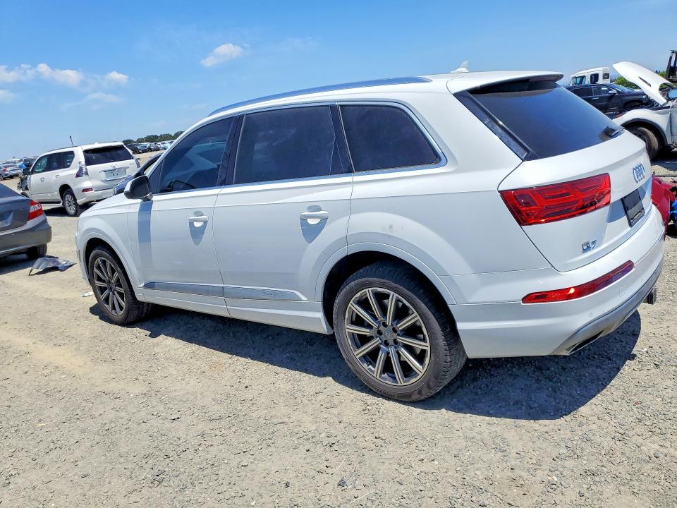 2018 Audi Q7 VIN WA1LAAF70JD016384 COPART salvage auction — UNDERCARRIAGE, CA - SALVAGE CERTIFICATE, sold $6,300 on 2026-07-14 (photo 2)