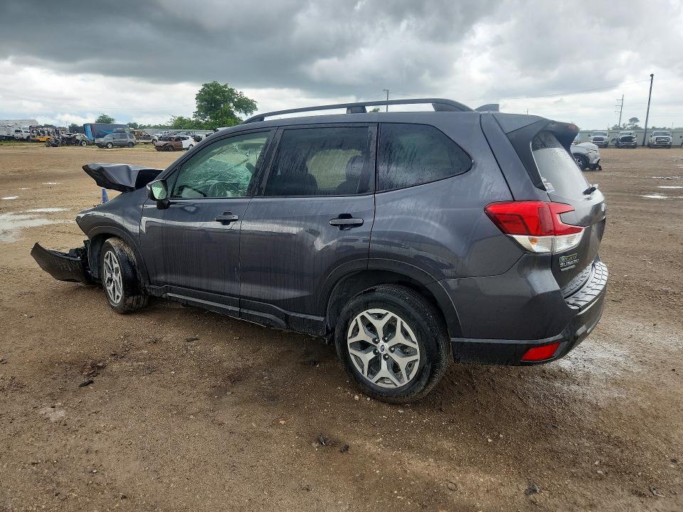 2020 Subaru VIN JF2SKAJC7LH582283 COPART salvage auction — FRONT END, Tx - Salvage Vehicle Title, sold $425 on 2026-07-08 (photo 2)