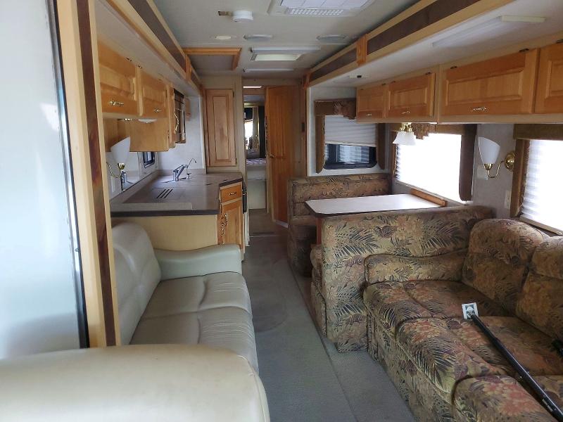 2004 Roadmaster Unknown VIN 1RF62464X42030017 COPART salvage auction — FRAME DAMAGE, MN - CERT OF TITLE-SALVAGE, sold $5,400 on 2026-08-06 (photo 6)