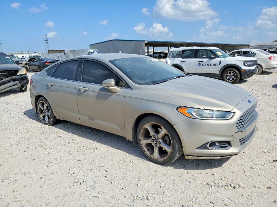 2015 Ford Fusion VIN 3FA6P0H74FR189967 COPART salvage auction — MINOR DENT/SCRATCHES, Tx - Cert Of Title-Rebuilt Salvage (P), sold $925 on 2026-07-09 (photo 4)