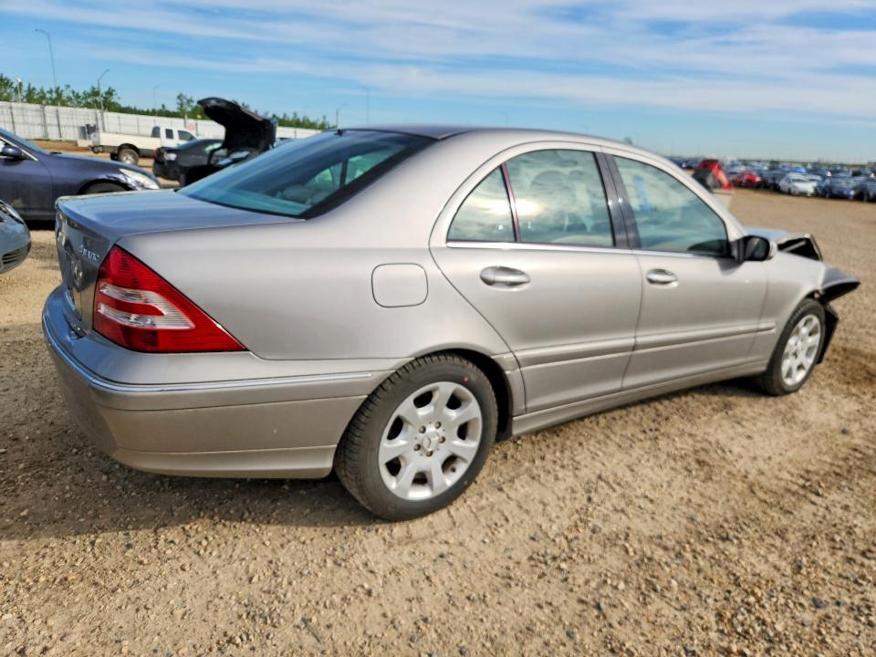 2005 Mercedes-benz C class VIN WDBRF81J65F686141 COPART salvage auction — FRAME DAMAGE, AB - BOS - SALVAGE, sold $325 on 2026-07-23 (photo 3)