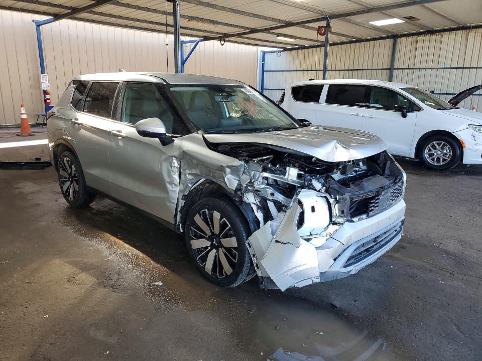 2025 Mitsubishi Outlander VIN JA4J4VA81SZ058444 COPART salvage auction — FRONT END, Co - Salvage Title, sold $550 on 2026-07-22 (photo 4)