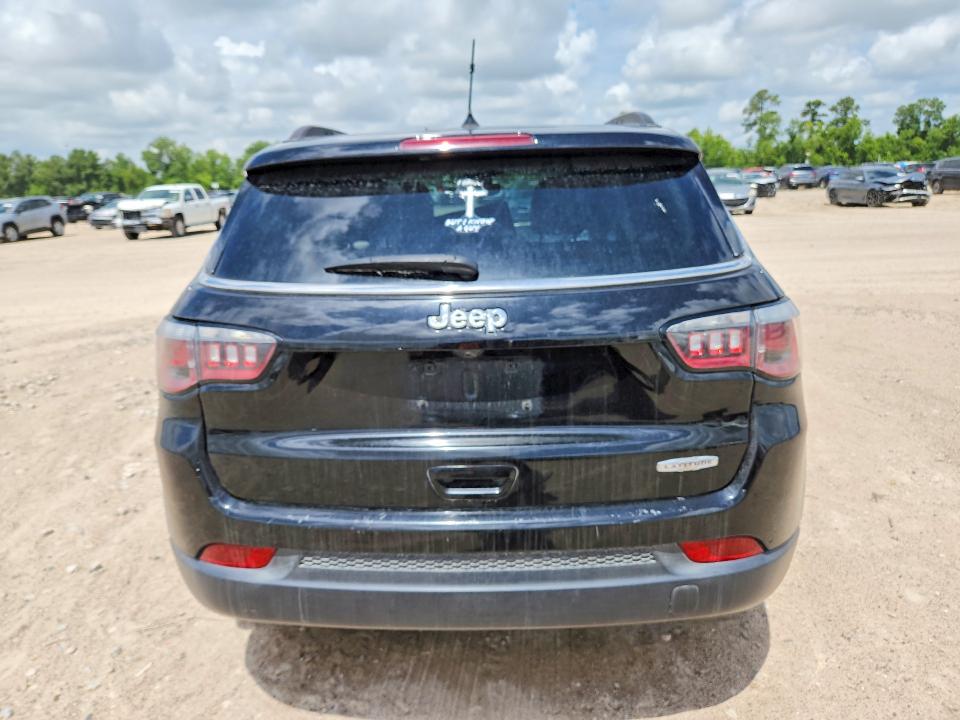2018 Jeep VIN 3C4NJCBB9JT494740 COPART salvage auction — MINOR DENT/SCRATCHES, Mt - Certificate Of Title, sold $2,500 on 2026-07-03 (photo 6)
