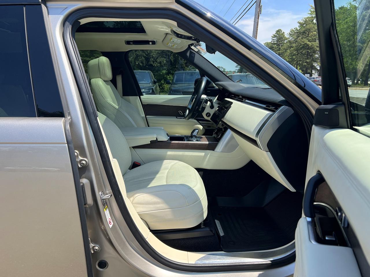 2023 Land Rover Range Rover VIN SALKP9FU0PA018871 COPART salvage auction — Minor Dent/Scratches, CT - CERTIFICATE OF TITLE (P), sold $66,500 on 2026-07-01 (photo 5)