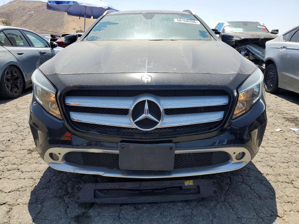 2017 Mercedes-benz Gla-klasse VIN WDCTG4GB8HJ335921 COPART salvage auction — MINOR DENT/SCRATCHES, Ca - Dis/Dlr/Exp Only Clean Title (P), sold $4,500 on 2026-07-17 (photo 5)