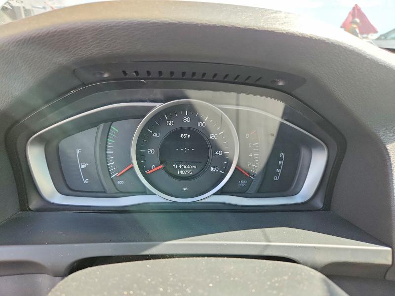 2017 Volvo S60 VIN YV126MFL0H2430556 COPART salvage auction — NORMAL WEAR, Tx - Certificate Of Title (P), sold $1,500 on 2026-08-10 (photo 9)