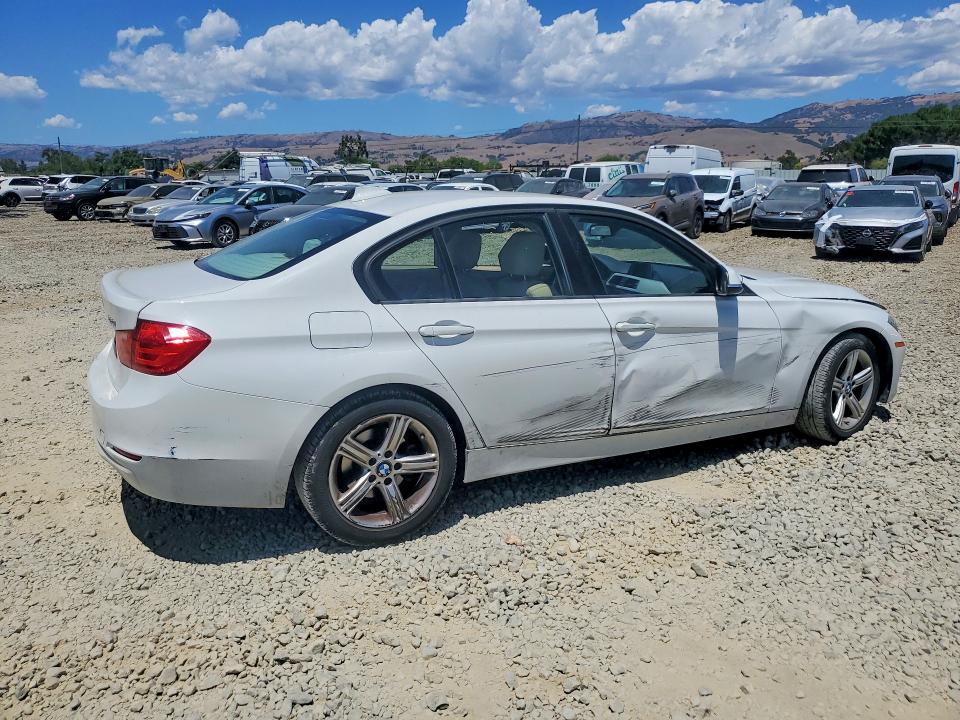 2013 BMW 3er VIN WBA3B1C50DF462207 COPART salvage auction — SIDE, Ca - Salvage Certificate, sold $1,750 on 2026-07-14 (photo 3)