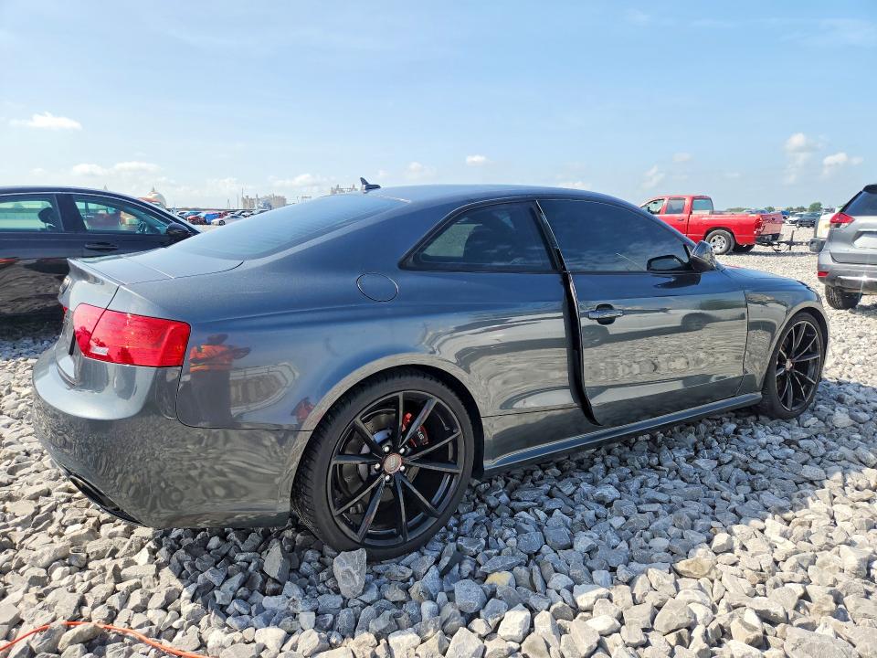 2015 Audi Rs5 VIN WUAC6AFR1FA901083 COPART salvage auction — WATER/FLOOD, La - Certificate Of Destruction, sold $7,900 on 2026-08-19 (photo 3)