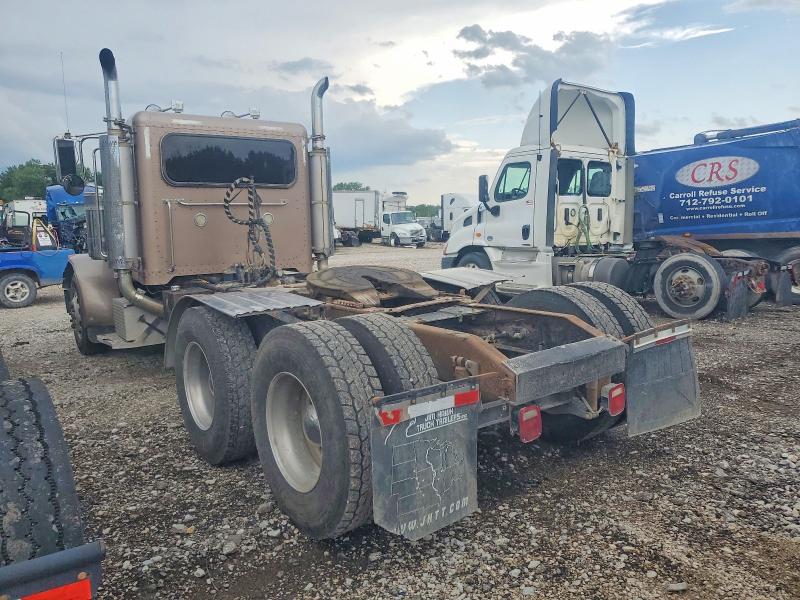 2006 Peterbilt 379 VIN 1XP5DU9X36D893461 COPART salvage auction — INTERIOR BURN, IA - CERT OF TITLE-SALVAGE TITLE, sold $1,400 on 2026-07-10 (photo 3)