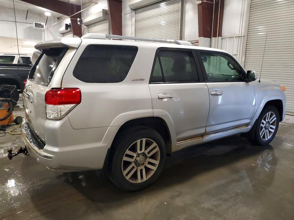 2011 Toyota 4runner VIN JTEBU5JR7B5057966 COPART salvage auction — MINOR DENT/SCRATCHES, MN - CERTIFICATE OF TITLE, sold $8,100 on 2026-07-27 (photo 3)