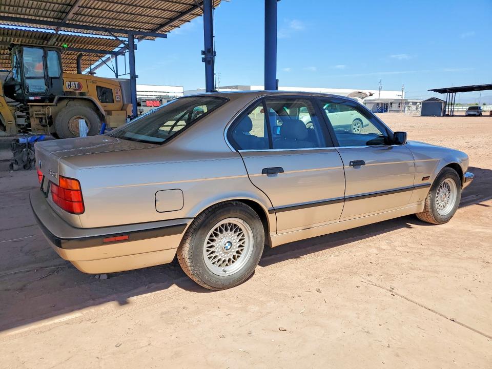 1995 BMW 5 series VIN WBAHD6326SGK56674 COPART salvage auction — MINOR DENT/SCRATCHES, Az - Cert Of Title-Restored Salvage, sold $2,200 on 2026-07-02 (photo 3)
