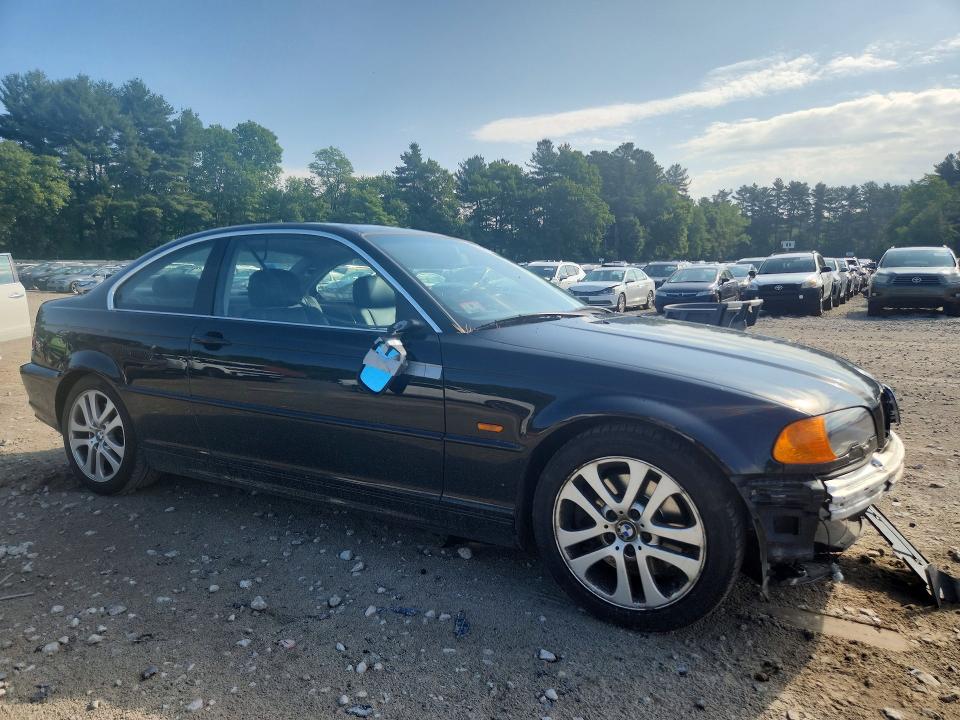 2001 BMW 3 series VIN WBABN53411JU21840 COPART salvage auction — FRONT END, MA - CERT OF TITLE-RECONSTRCTD COLL, sold $1,200 on 2026-07-09 (photo 4)