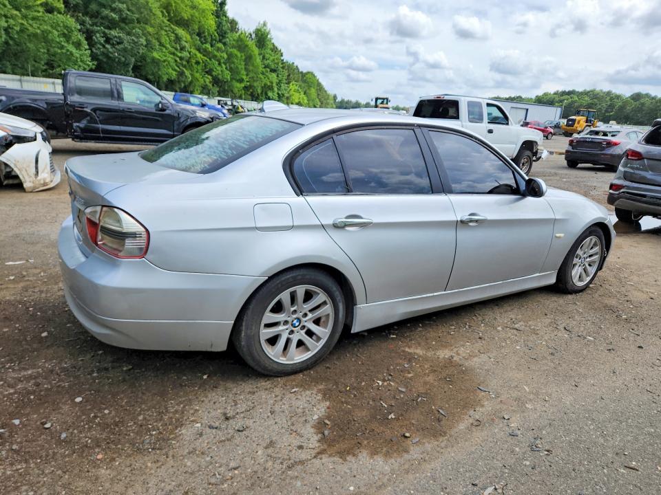 2007 BMW 3 series VIN WBAVA33577KX78366 COPART salvage auction — FRONT END, La - Permit To Sell - Reconstructed, sold $950 on 2026-07-02 (photo 3)