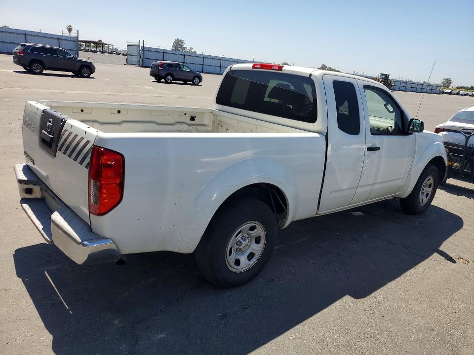 2015 Nissan Navara (frontier) VIN 1N6BD0CT3FN731050 COPART salvage auction — FRONT END, Ca - Dis/Dlr/Exp Only Clean Title, sold $2,150 on 2026-07-09 (photo 3)