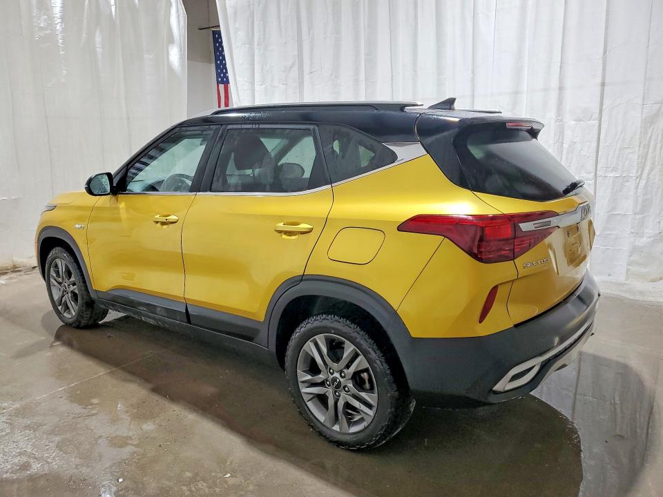 2022 Kia Seltos VIN KNDEUCAA4N7237804 COPART salvage auction — NORMAL WEAR, WV - CERTIFICATE OF TITLE, sold $15,807 on 2026-08-18 (photo 2)