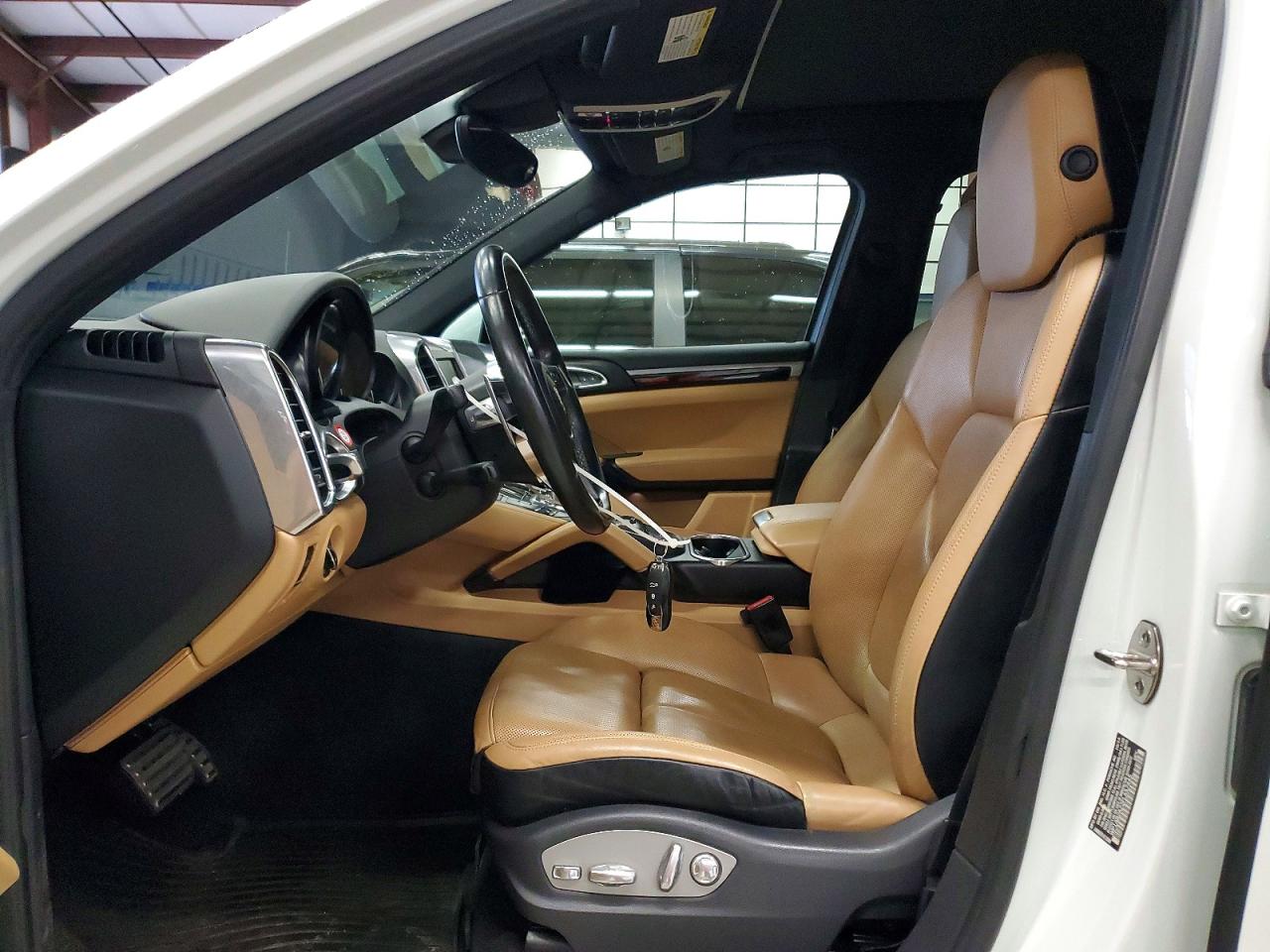 2015 Porsche Cayenne VIN WP1AB2A22FLA57445 COPART salvage auction — Minor Dent/Scratches, MA - CERTIFICATE OF TITLE, sold $9,900 on 2026-07-03 (photo 7)