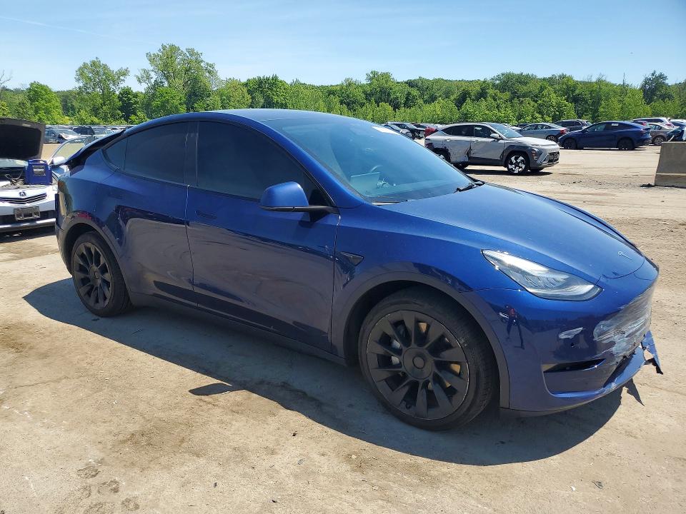 2022 Tesla Model y VIN 7SAYGDEE7NF381447 COPART salvage auction — FRONT END, Ny - Mv-37 Statement Of Abnd Veh, sold $8,800 on 2026-07-07 (photo 4)