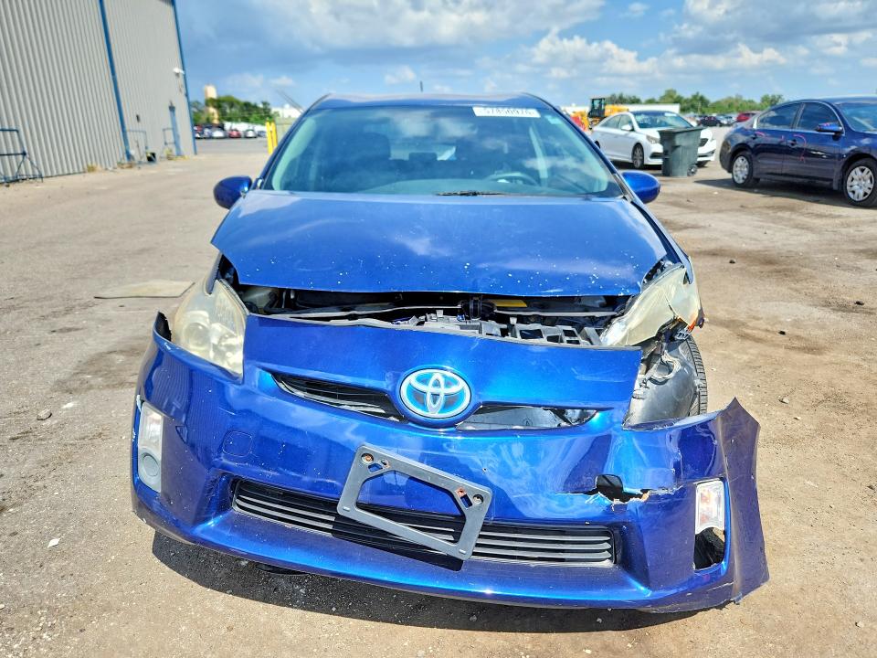 2011 Toyota Prius VIN JTDKN3DU3B5340385 COPART salvage auction — FRONT END, Fl - Cert Of Title Slvg Rebuildable, sold $500 on 2026-07-13 (photo 5)