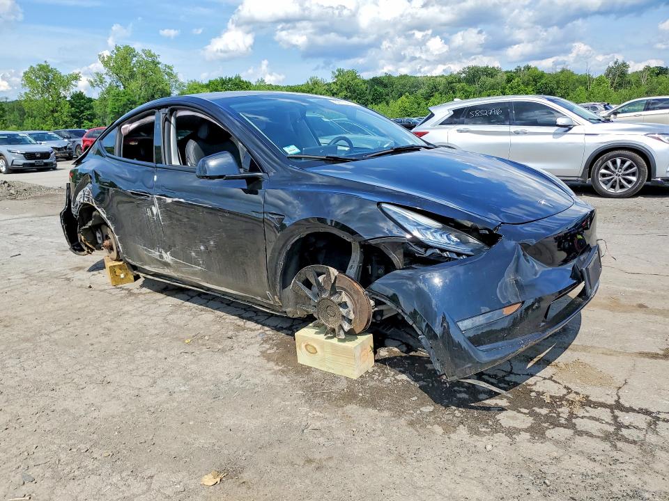 2023 Tesla VIN 7SAYGDEE2PA126169 COPART salvage auction — FRONT END, Ny - Certificate Of Title, sold $2,500 on 2026-07-28 (photo 4)