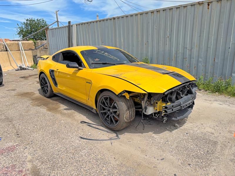 2016 Ford Mustang VIN 1FA6P8JZXG5520579 COPART salvage auction — ENGINE BURN, Id - Salvage Certificate Of Title (P), sold $10,000 on 2026-07-10 (photo 1)