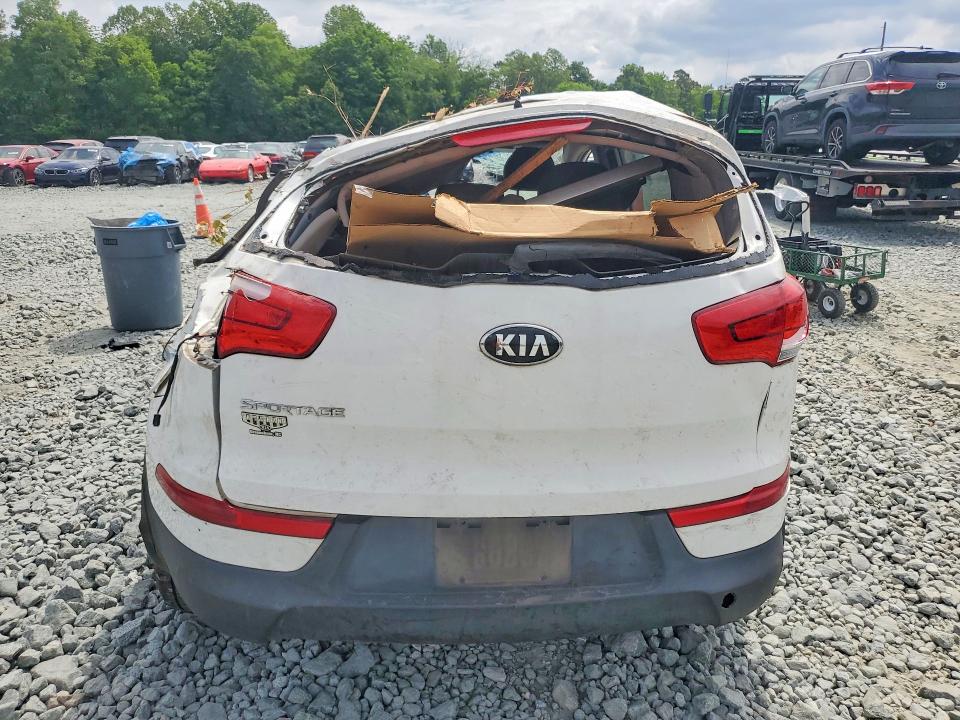 2016 Kia Sportage VIN KNDPB3AC7G7806499 COPART salvage auction — ROLLOVER, Nc - Salvage Certificate Of Title, sold $150 on 2026-07-22 (photo 6)