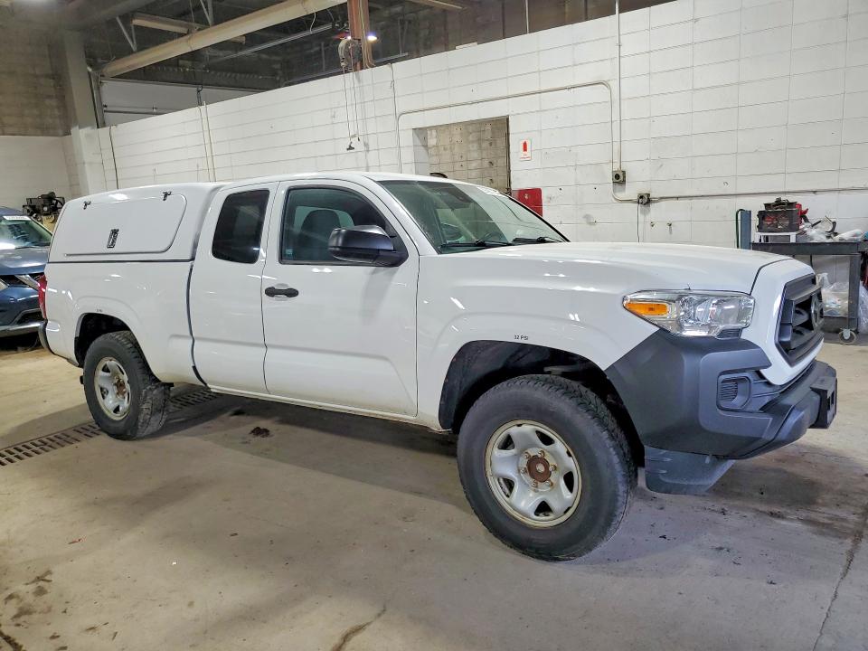 2020 Toyota Tacoma VIN 5TFRX5GNXLX178270 COPART salvage auction — SIDE, WI - CERTIFICATE OF TITLE, sold $5,600 on 2026-07-28 (photo 4)