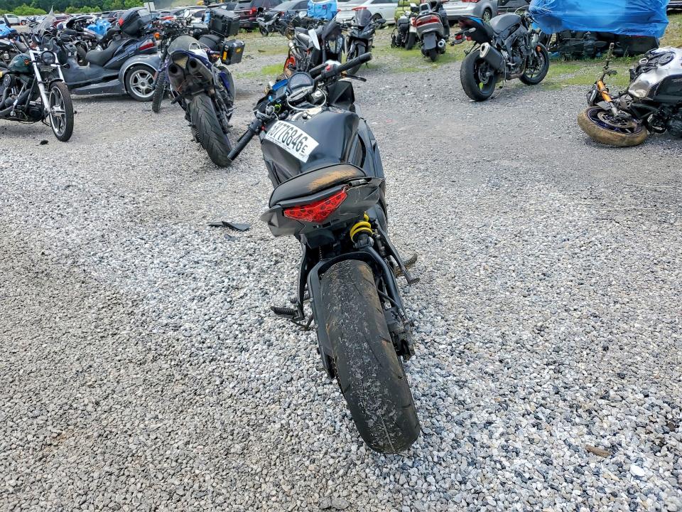 2013 Kawasaki Ex650 VIN JKAEXEF17DDA05884 COPART salvage auction — ALL OVER, PA - CERTIFICATE OF SALVAGE, sold $500 on 2026-07-23 (photo 4)