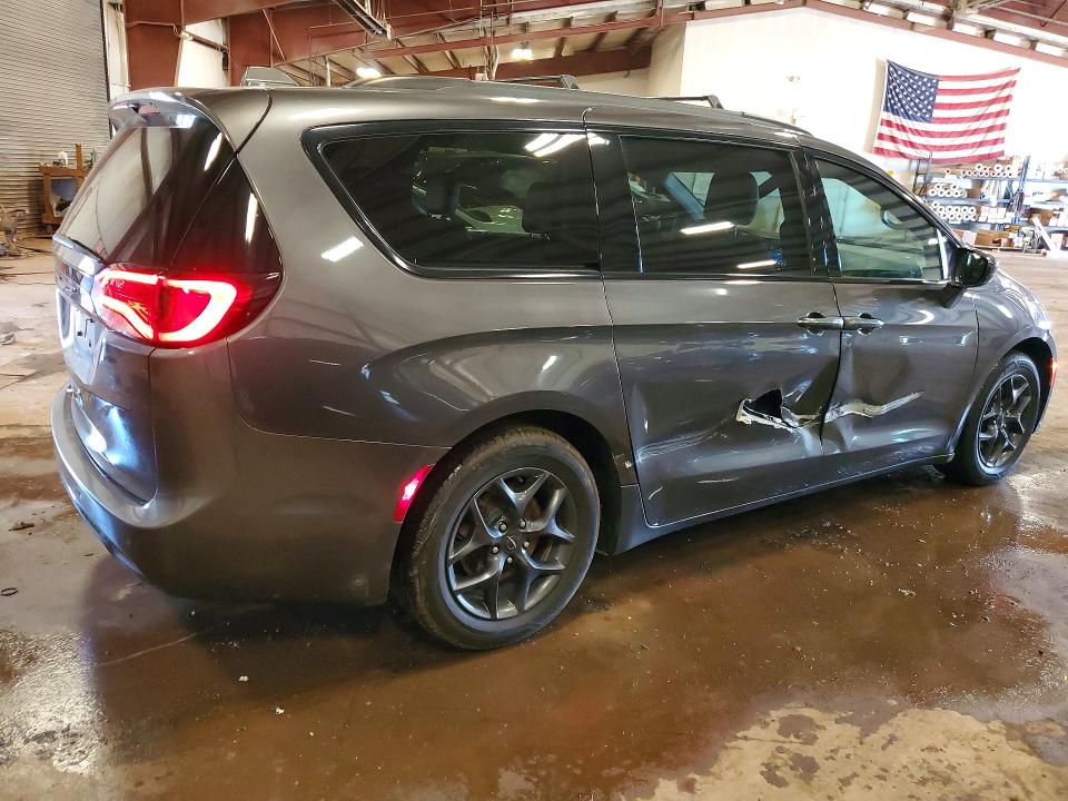 2018 Chrysler VIN 2C4RC1BG3JR353970 COPART salvage auction — SIDE, Mi - Certificate Of Title, sold $2,100 on 2026-07-17 (photo 3)