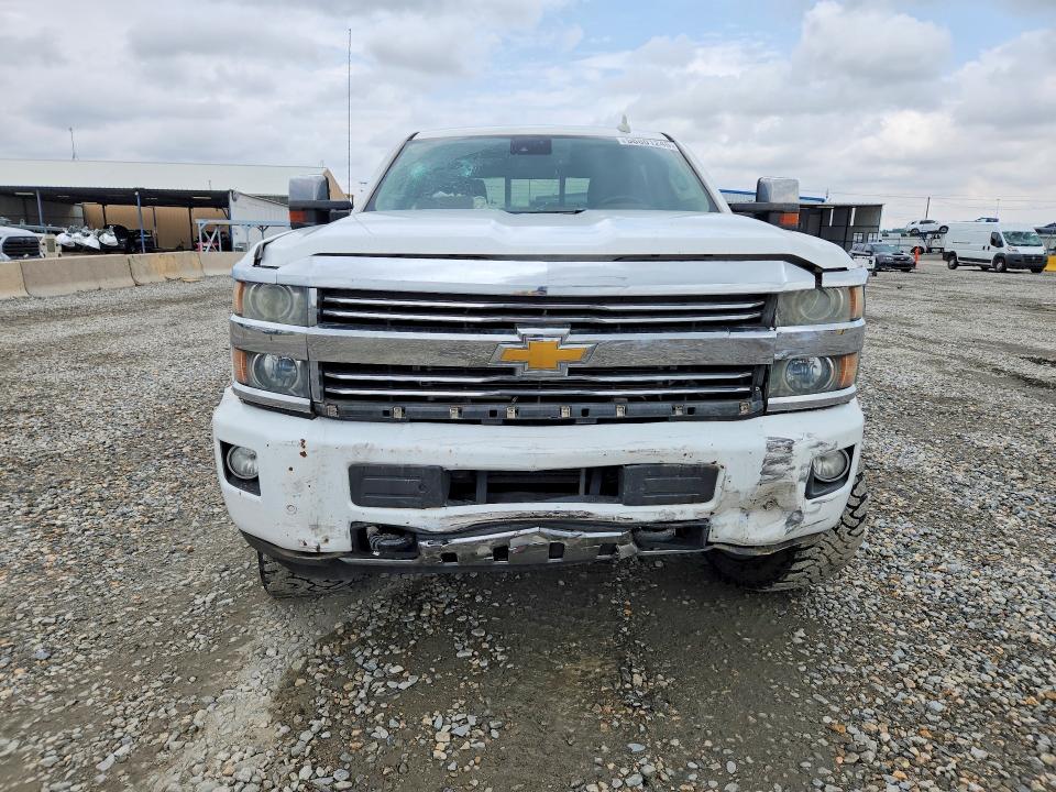 2015 Chevrolet VIN 1GC1KXE84FF522271 COPART salvage auction — FRONT END, CO - SALVAGE TITLE, sold $11,900 on 2026-07-30 (photo 5)