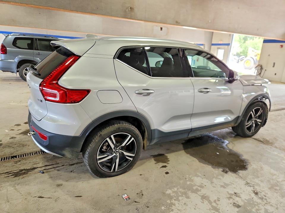 2024 Volvo Xc40 VIN YV4L12UKXR2325660 COPART salvage auction — FRONT END, Va - Cert Of Title - Salvage, sold $8,200 on 2026-07-02 (photo 3)