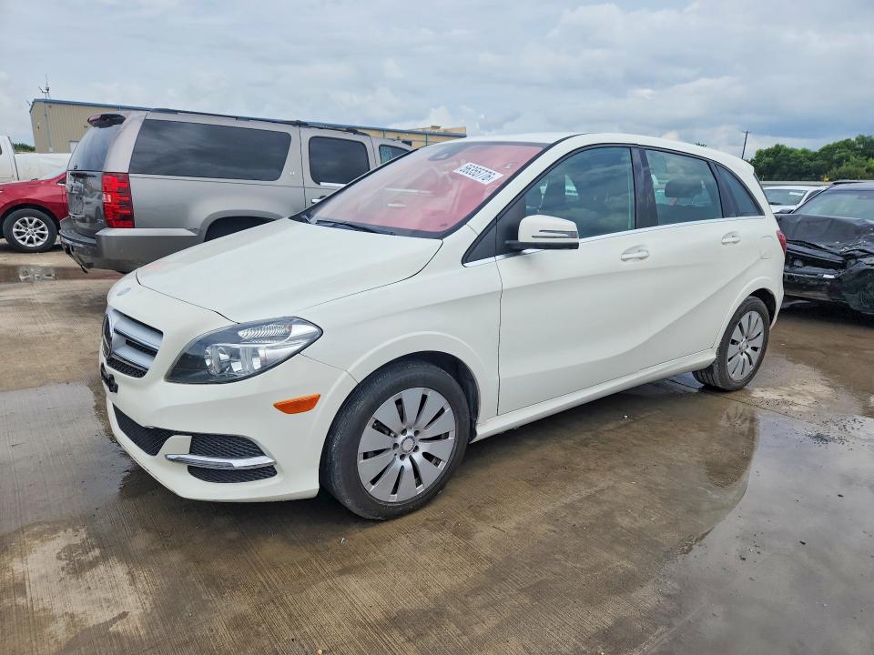 2017 Mercedes-benz B-klasse VIN WDDVP9AB4HJ015022 COPART salvage auction — NORMAL WEAR, Mt - Certificate Of Title, sold $3,000 on 2026-07-02 (photo 1)