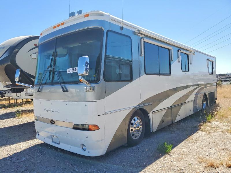 1998 Western rv VIN 18XF4CJ23W1171989 COPART salvage auction — UNDERCARRIAGE, UT - SALVAGE CERTIFICATE (P), sold $2,600 on 2026-07-09 (photo 2)