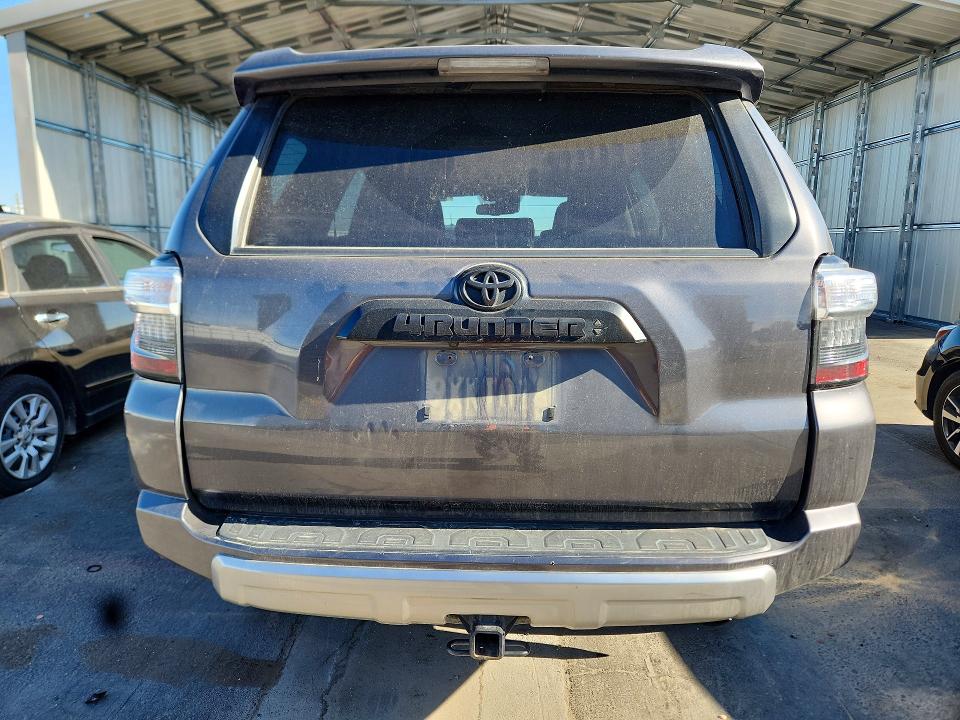 2021 Toyota 4runner VIN JTERU5JR8M5861971 COPART salvage auction — FRONT END, Ca - Salvage Certificate, sold $11,200 on 2026-07-23 (photo 6)