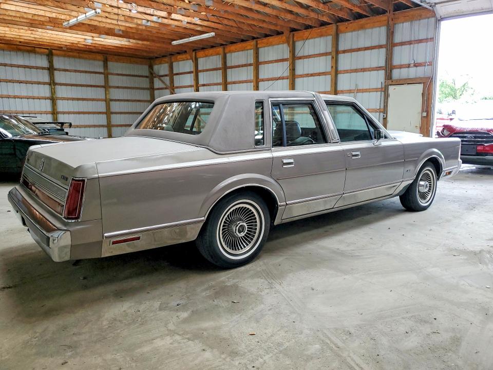 1989 Lincoln TOWN CAR VIN 1LNBM83F7KY627418 COPART salvage auction — BURN, Ny - Mv-907A Salvage Certificate (P), sold $4,400 on 2026-07-28 (photo 3)