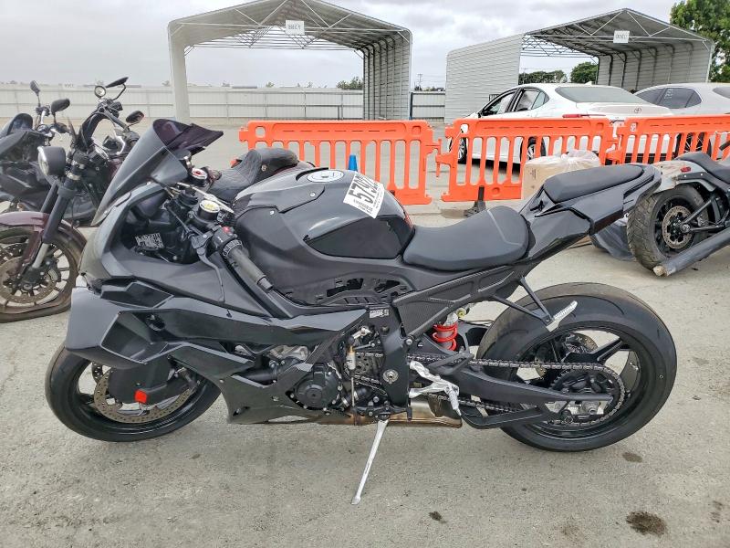 2025 BMW S 1000 VIN WB10P2308S6L33014 COPART salvage auction — SIDE, CA - SALVAGE CERTIFICATE, sold $15,200 on 2026-07-27 (photo 3)