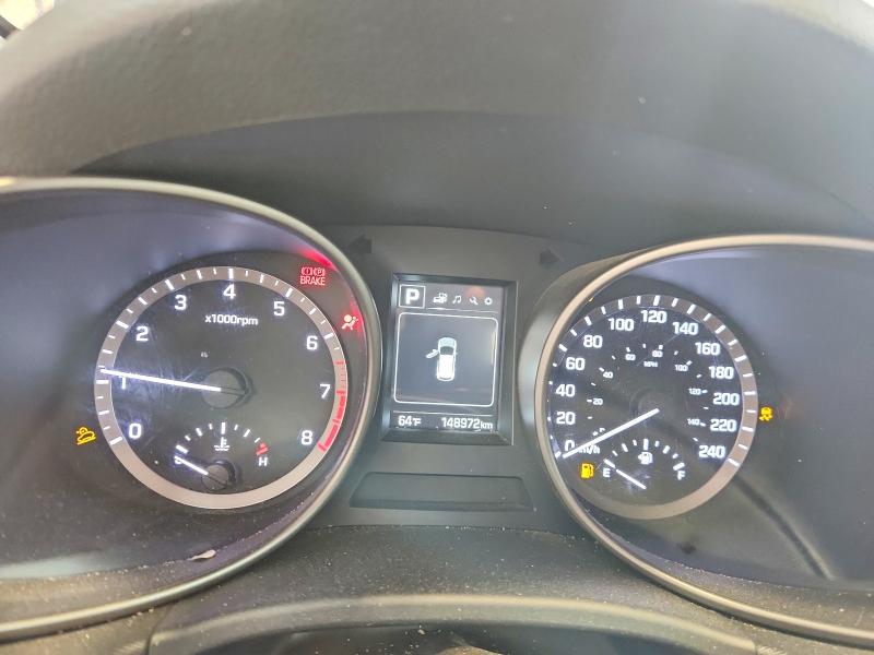 2018 Hyundai Santa fe VIN KM8SNDHFXJU258820 COPART salvage auction — MINOR DENT/SCRATCHES, AB - BOS - ACTIVE, sold $5,300 on 2026-07-08 (photo 9)