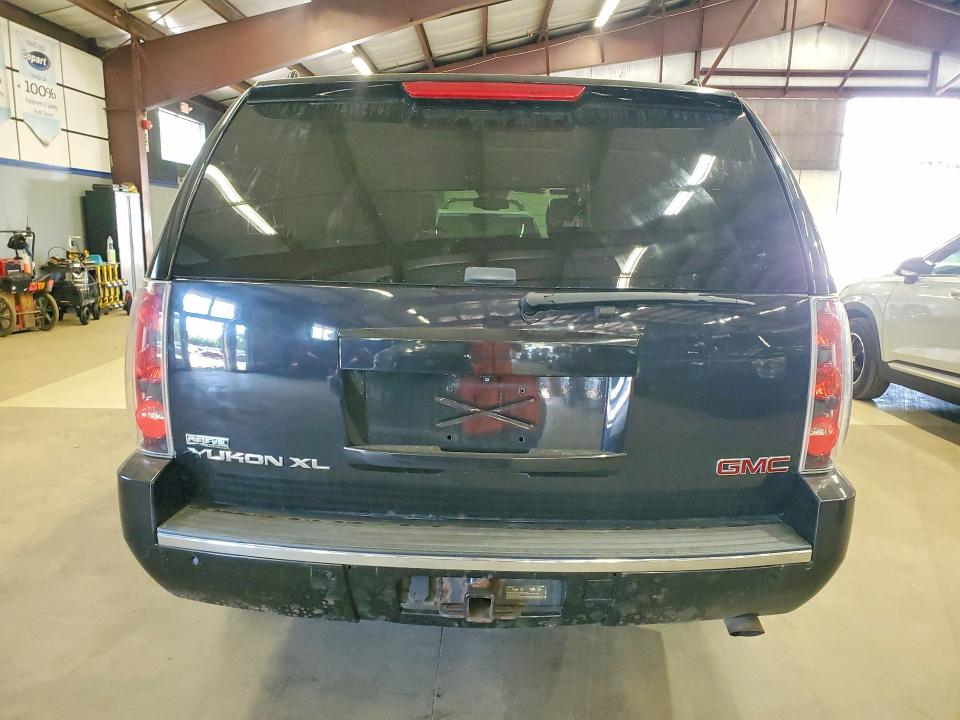 2011 Gmc Yukon xl VIN 1GKS2MEF6BR274166 COPART salvage auction — MINOR DENT/SCRATCHES, Nh - Certificate Of Title, sold $1,900 on 2026-07-03 (photo 6)