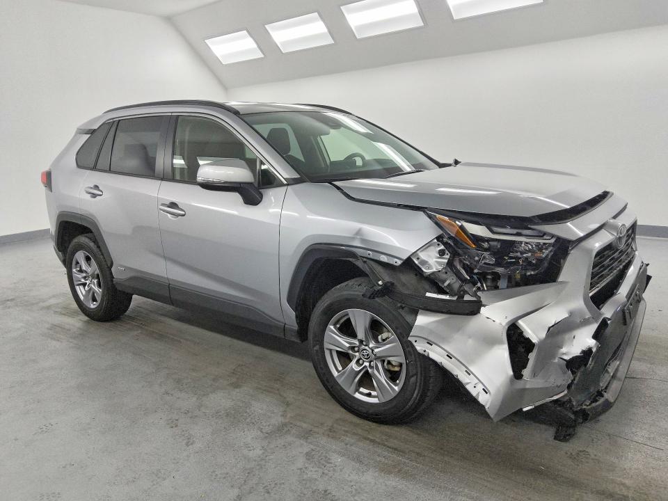 2025 Toyota Rav4 VIN JTMMWRFV3SD336065 COPART salvage auction — FRONT END, Ca - Certificate Of Title, sold $14,300 on 2026-07-13 (photo 4)