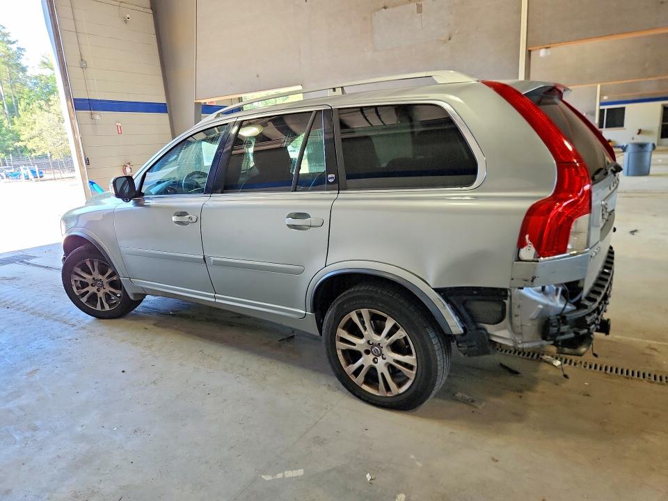 2014 Volvo Xc90 VIN YV4952CZ5E1702313 COPART salvage auction — REAR END, Va - Cert Of Title - Salvage, sold $450 on 2026-07-17 (photo 2)