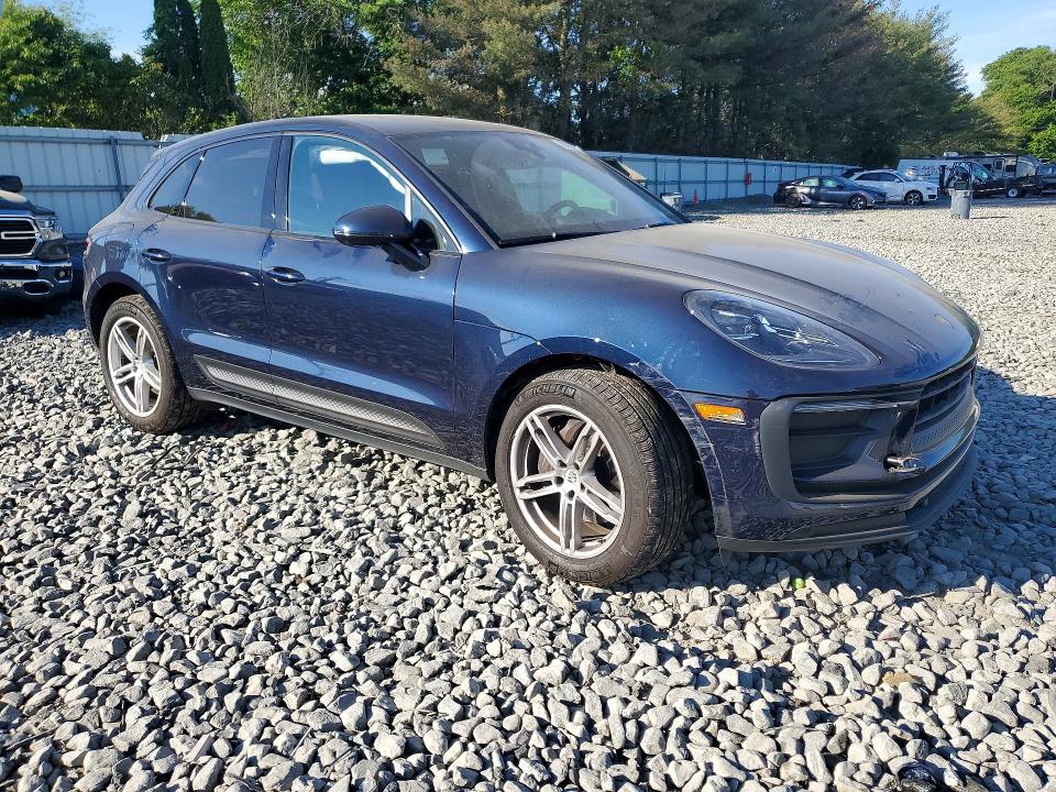 2022 Porsche Macan VIN WP1AA2A56NLB07114 COPART salvage auction — FRONT END, Nj - Cert Of Title-Salvage, sold $2,500 on 2026-07-22 (photo 4)