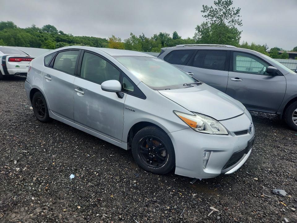 2012 Toyota Prius VIN JTDKN3DU5C5506875 COPART salvage auction — BURN, MA - CERT OF TITLE-RECONSTRCTD COLL, sold $1,150 on 2026-07-08 (photo 4)