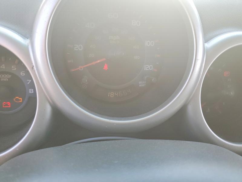 2004 Honda Element VIN 5J6YH28554L006933 COPART salvage auction — NORMAL WEAR, In - Certificate Of Title, sold $400 on 2026-07-08 (photo 9)